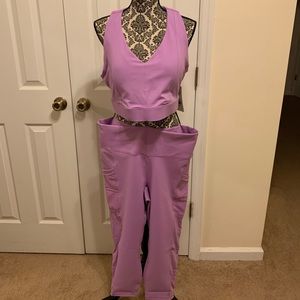 Fabletics bra and leggings